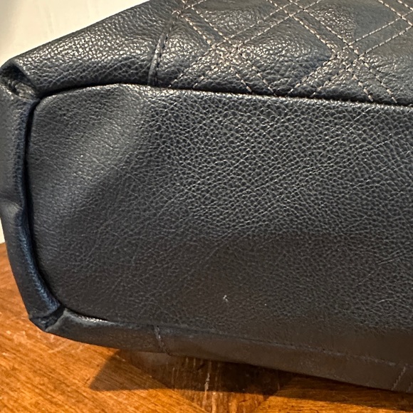Kim Rogers Black Quilted Handbag - Picture 8 of 16